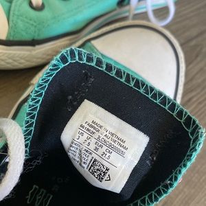 Kids Converse Shoes size 3